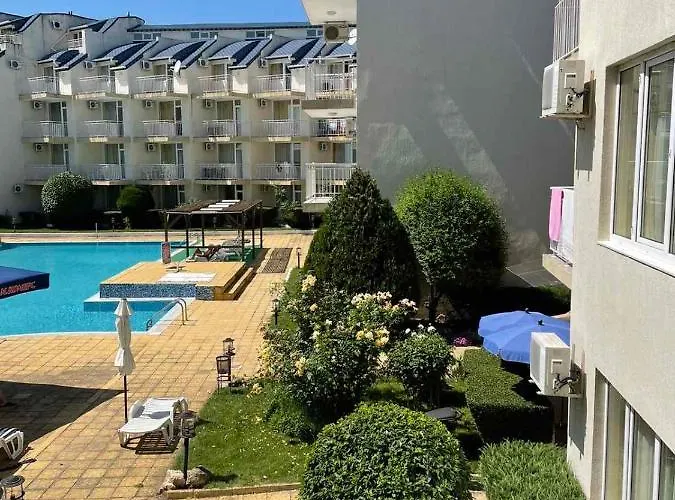 Rutland Sp Apartman *