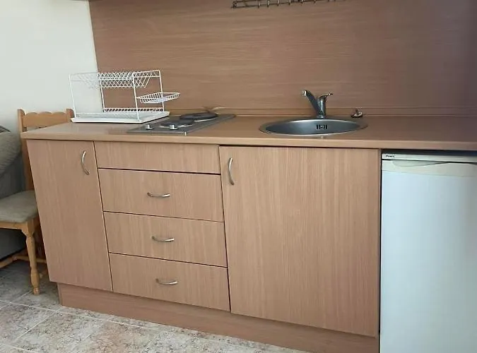 Rutland Sp Apartman *